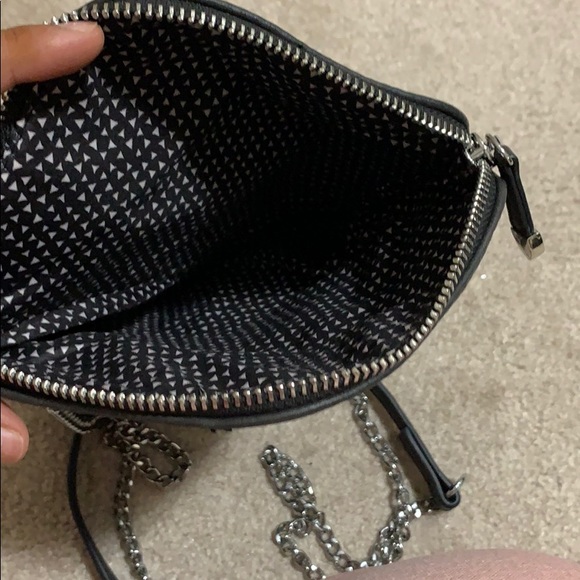 Classy gray crossbodybody purse - Picture 4 of 6